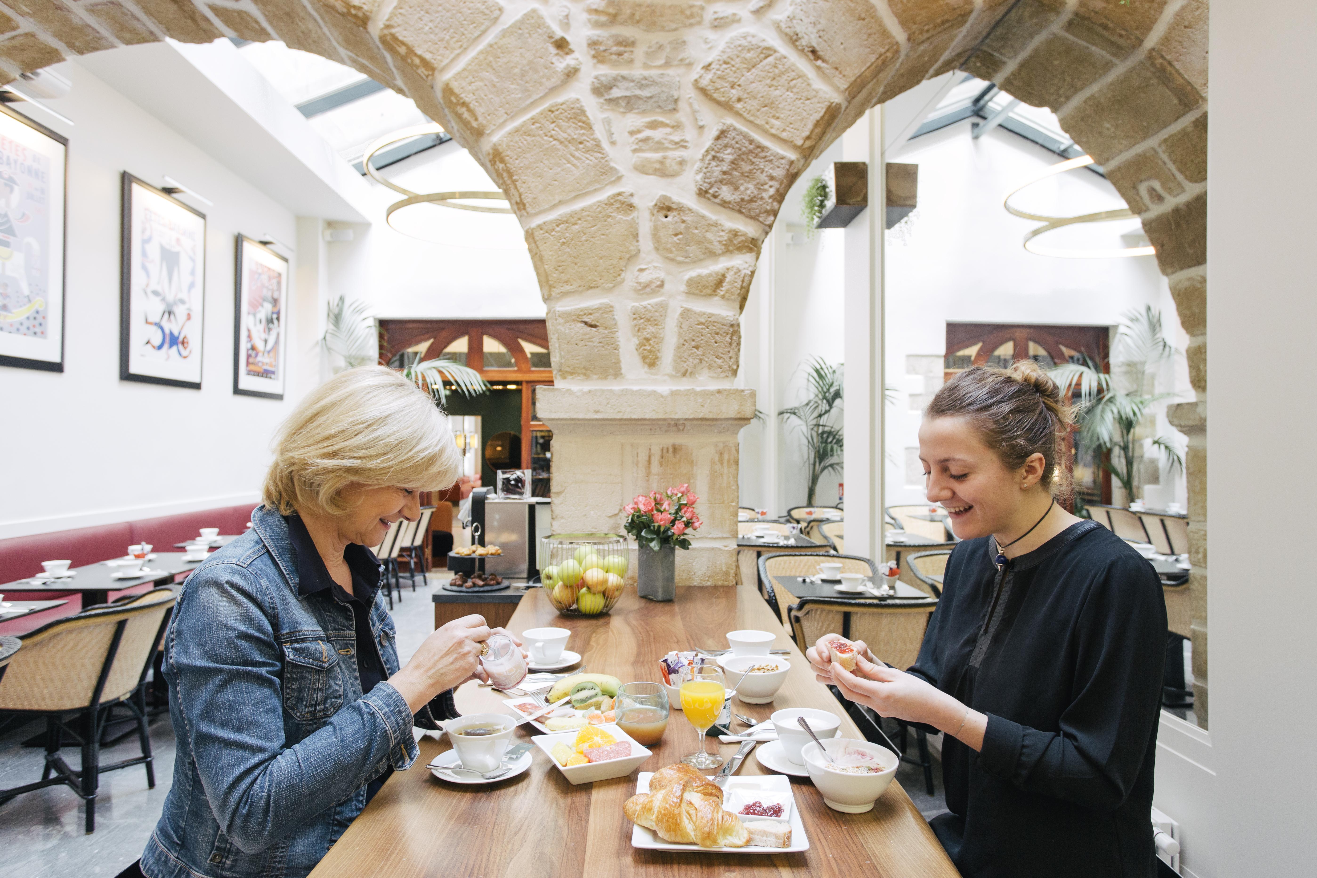 Hotel Mercure Bayonne Centre Le Grand Hotel מראה חיצוני תמונה